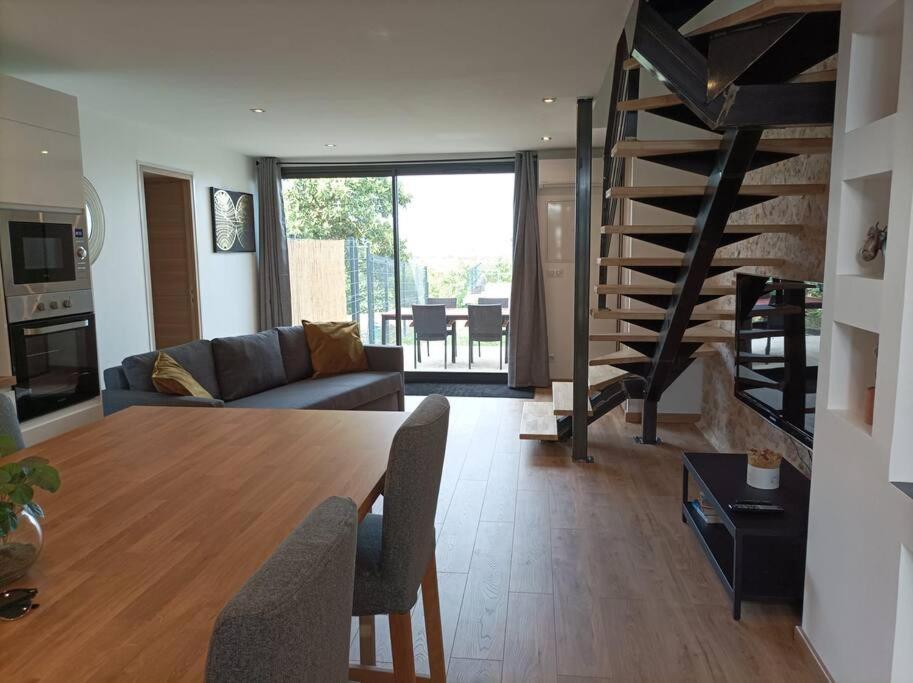Appartement Caraman Bagian luar foto