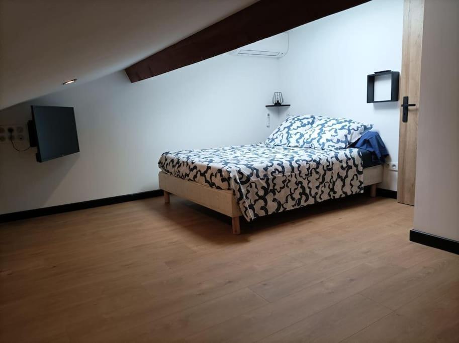 Appartement Caraman Bagian luar foto