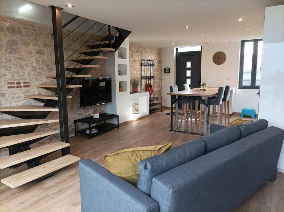 Appartement Caraman Bagian luar foto